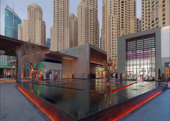 California Hostel Dubai Beach